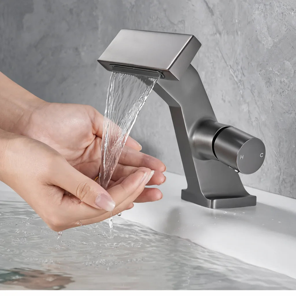 Robinet Lavabo Cascade Design | Mitigeur Monotrou pour Salle de Bain Luxe